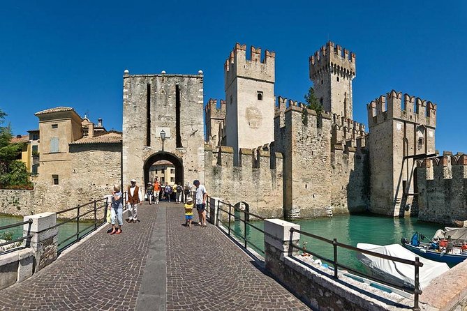 Visit of Verona and Lake Garda. Full Day Tour From Milan - Reliable Customer Support Options
