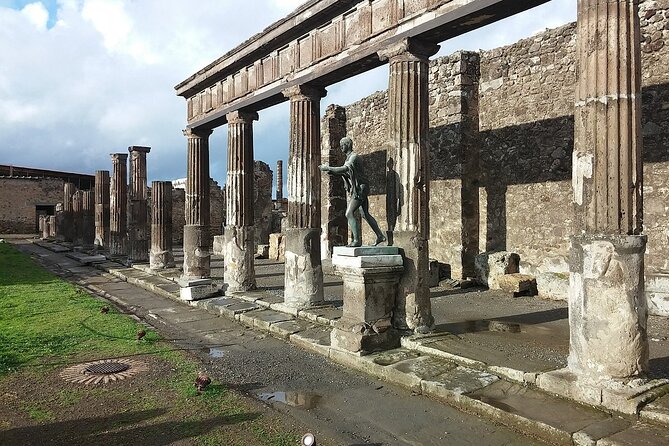 Visit Pompeii From Positano With Pizza Lunch - Pickup Information