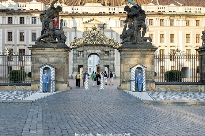 Visit Prague Castle & Lobkowicz Palace: Private Half-Day Tour - Reviews and Feedback