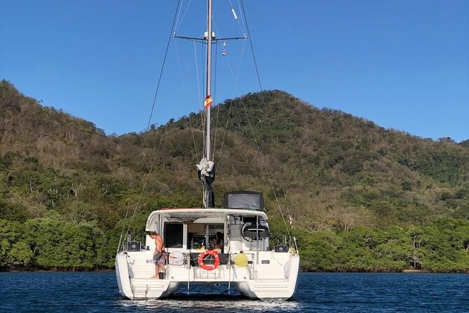 Visit Private Beaches Around Puerto Vallarta in a Private Yacht - Exploring Puerto Vallartas Beaches