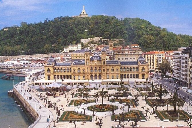 Visit San Sebastian and a Family Cheese Farm With Tasting (From Bilbao) - Local Cheese and Cider