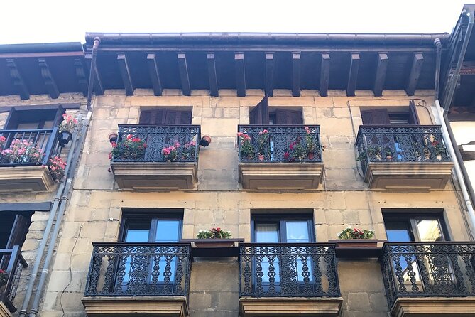 Visit San Sebastian and a Family Cheese Farm With Tasting (From Bilbao) - Logistics and Meeting Point