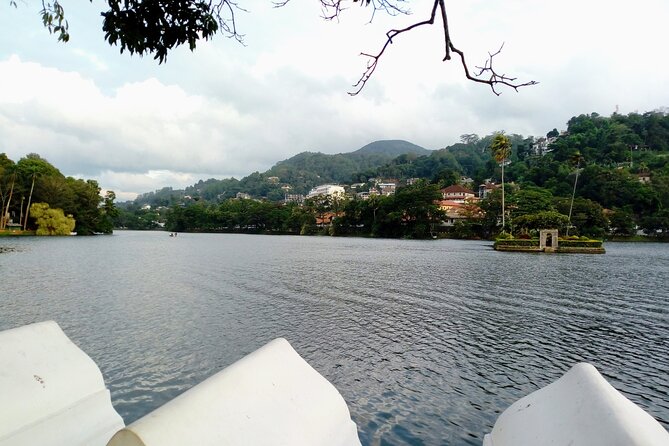 Visit Sigiriya, Dambulla and Kandy - 02 Days, All Inclusive. - Kandy Exploration