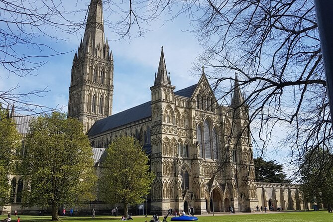 Visit Stonehenge and Salisbury From Southampton - Itinerary and Inclusions
