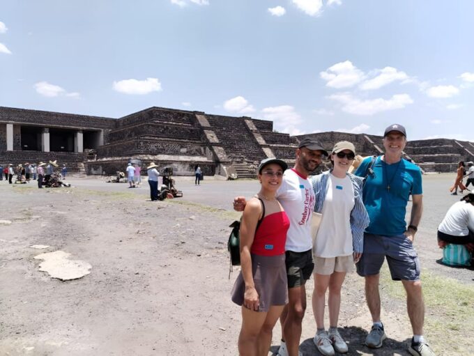 Visit Teotihuacán Early on a Half-Day Tour - Communication and Arrival