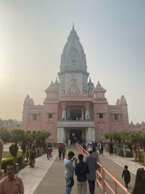 Visit the 3 largest temples in Benares - Optional Cultural Add-Ons: Saree Weaving & Local Cuisine