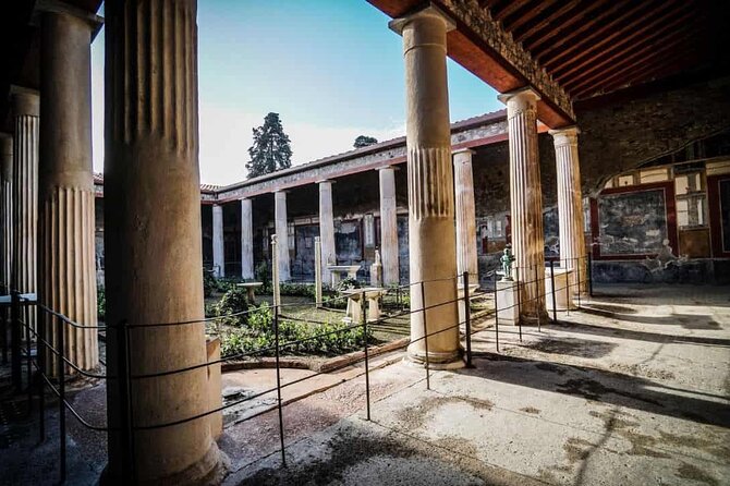 Visit the Archaeological Excavations of Pompeii From Sorrento - Guided Tour Experience