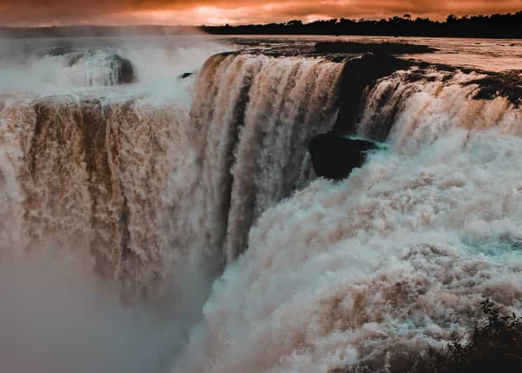 Visit the Argentine Waterfalls With a Guide - Itinerary and Highlights