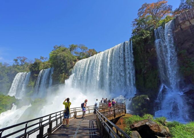 Visit the Argentine Waterfalls With a Guide - Contact and Support