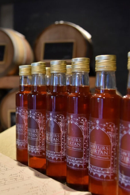Visit the Artisanal Vinegar Factory of Château Coupelle D'ertan - Booking and Cancellation Policy