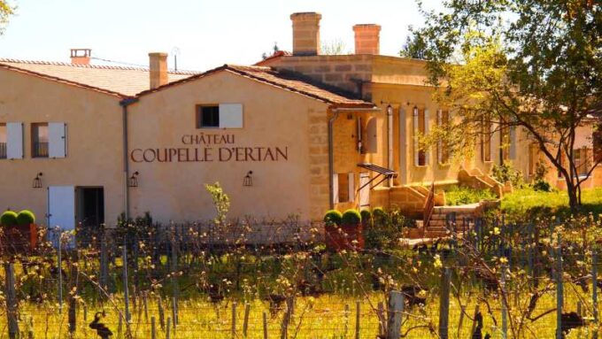 Visit the Artisanal Vinegar Factory of Château Coupelle D'ertan - Explore the Renowned Wine Region