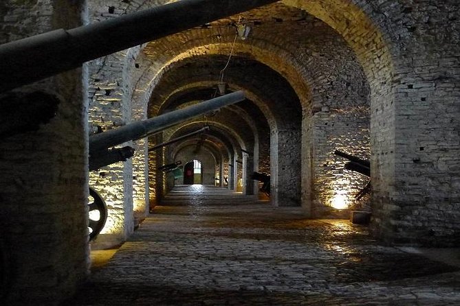 Visit the City of Gjirokastra - Round-trip Transportation Options