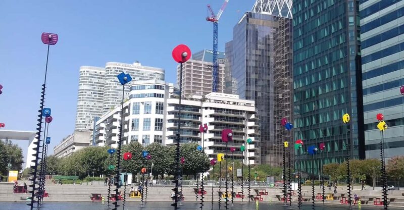 Visit the La Défense District With an Architect - Itinerary and Experience