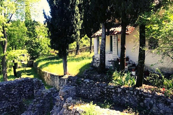 Visit the Mosque of Gjin Aleksi and the Islamic Complex of Xhermehalla - Exploring the Complex