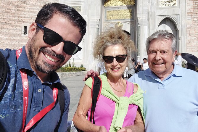Visit the Most Famous Places in Istanbul With a Friendly Guide - Discounts and Fees