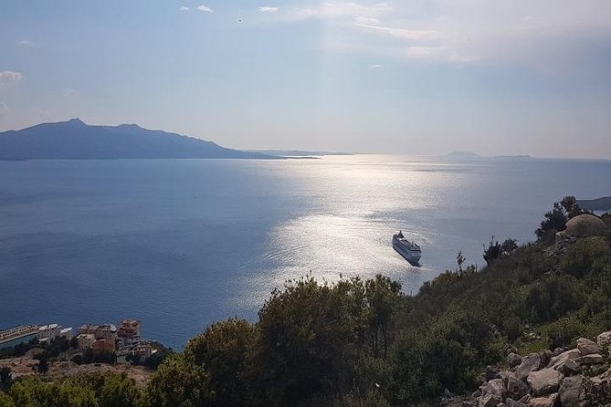 Visit The National Park of Blue Eye and The Fortress of Lekuresi - Reviews and Ratings