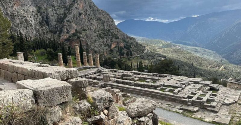 Visit Thermopylae & Delphi Navel of Earth Private Tour 8H - Delphi Highlights
