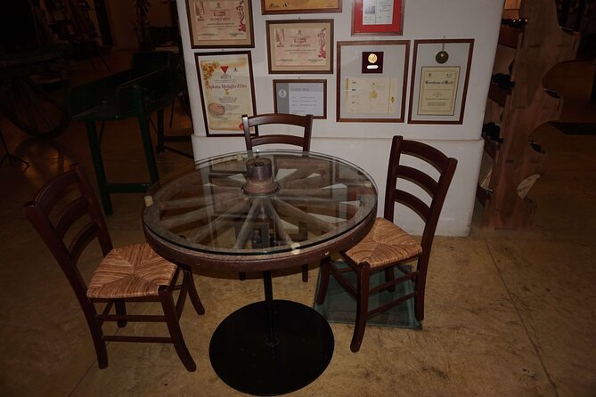 Visit to a Winery in Salento With Wine Tasting and Light Lunch. From Lecce - Light Lunch
