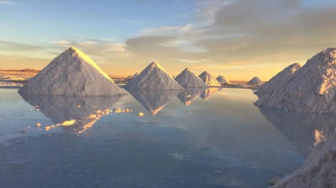 Visit to the Uyuni Salt Flat From Sucre by Bus - Frequently Asked Questions