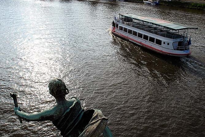 Vltava Dinner Cruise With Music in Prague - Itinerary and Landmarks