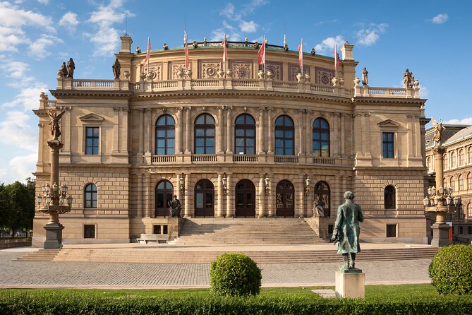 Vltava River Cruise and Private Tour of Prague Old Town - Pricing and Cancellation Policy