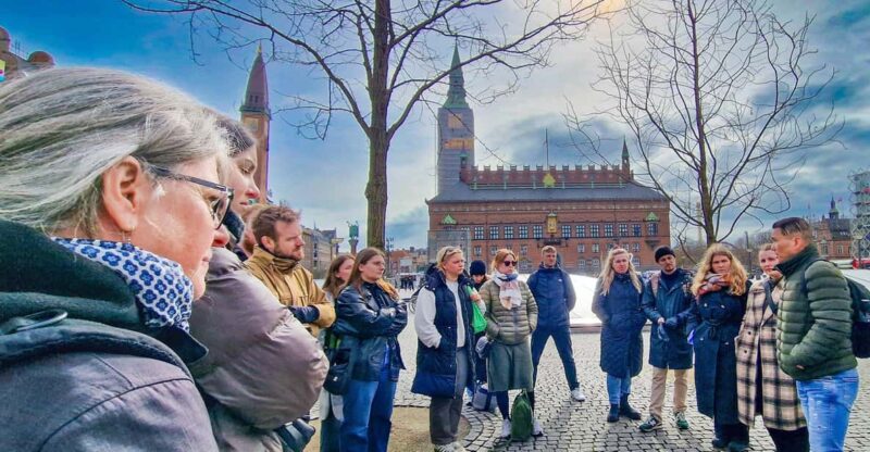 Voices of the Streets: Philips Crazy Life - Unique Perspective and Storytelling