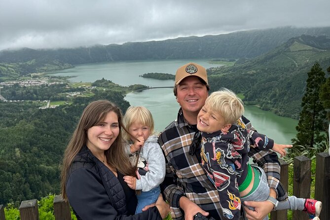 Volcanic Lakes Sete Cidades and Lagoa Do Fogo Private Van Tour - Key Points