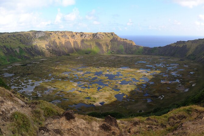 Volcanic Wonders and the Kingdom of the Birdman: Half Day - Birdman Tournament History