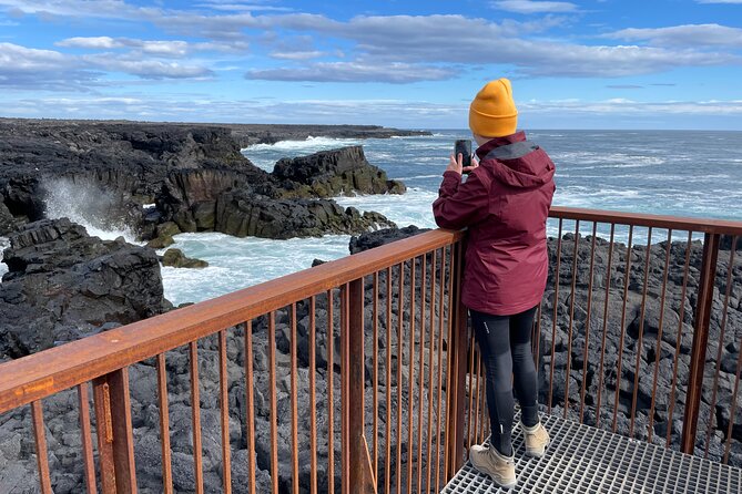 Volcano Hike in Reykjanes Peninsula From Reykjavik - Accessibility and Fitness Level