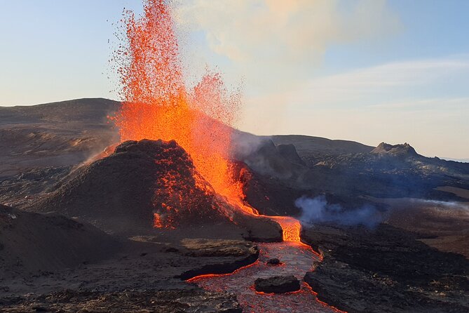 Volcano Hike in Reykjanes Peninsula From Reykjavik - What to Expect on the Hike