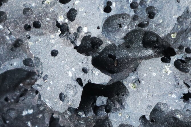 Volcano Hike With a Geologist Small-Group Tour - Accessibility and Recommendations