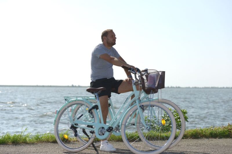 Volendam: Bike Rental With Suggested Countryside Route - Transportation and Return Options