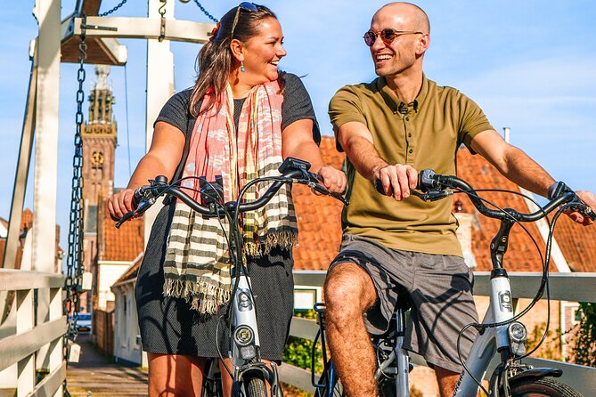 Volendam: E-Bike Rental With Suggested Countryside- and Fisherman Village Route - Overview of E-bike Rental in Volendam