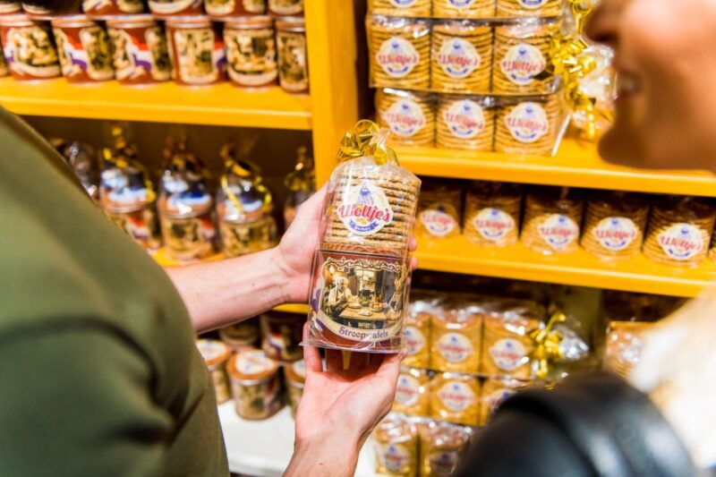 Volendam: Stroopwafel Experience With Tasting - Bakery Details