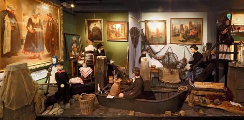 Volendam: Volendams Museum Entry Ticket - Visitor Experience