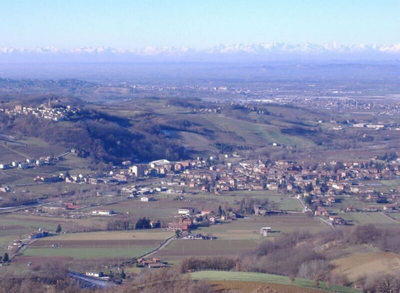 Volpedo: Piedmont Region Wine, Food, and Art E-Bike Day Tour - Tour Experience