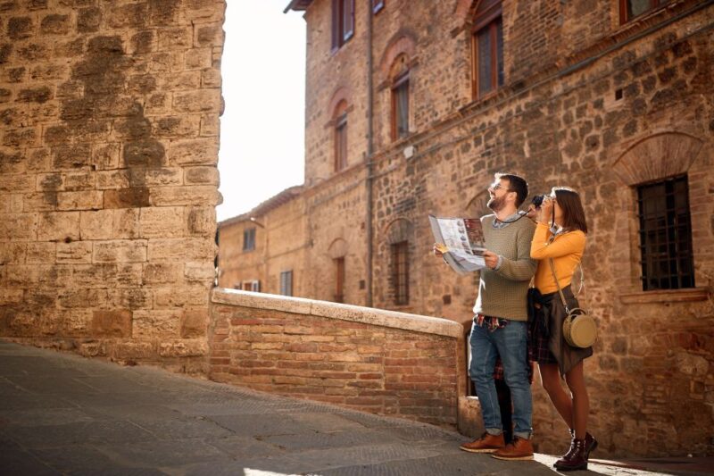 Volterra: Piazza Dei Priori & Cathedral Private Walking Tour - Tour Experience