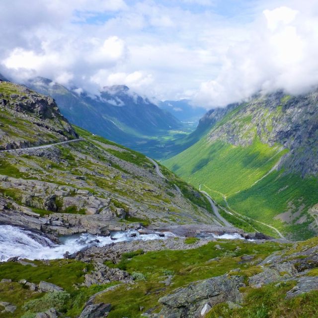 Voss: Guided Fjord & Glacier Tour to Fjærland - Scenic Cruise Experience