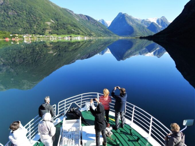 Voss: Guided Fjord & Glacier Tour to Fjærland - Historic Sites Visited