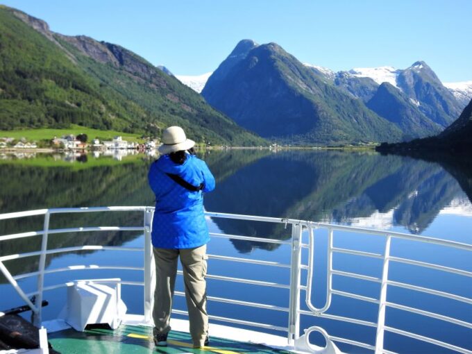 Voss: Guided Fjord & Glacier Tour to Fjærland - Recap