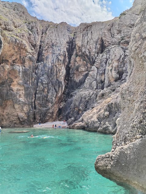 Vrbnik: Mala Luka & Uvala Biser Half-Day Private Boat Tour - Exploring Krks Picturesque Landscapes