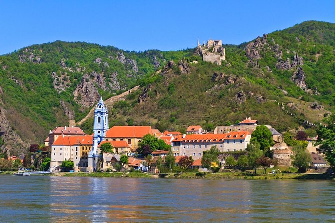 Wachau Valley Vines: A Culinary and Cultural Private Experience - Savor Exquisite Wine Tastings