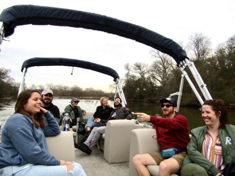 Waco: Brazos River Boating Adventure - Amenities and Accessibility