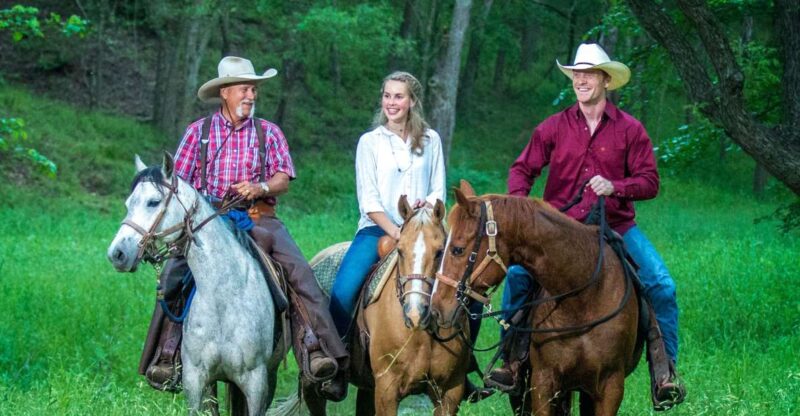 Waco: Horseback Riding Tour With Cowboy Guide - Inclusions and Requirements