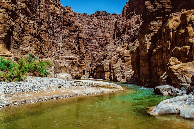 Wadi Mujib Siq Trail With Amman Panoramic&Optional Dead Sea Visit - Exploring the Siq Trail