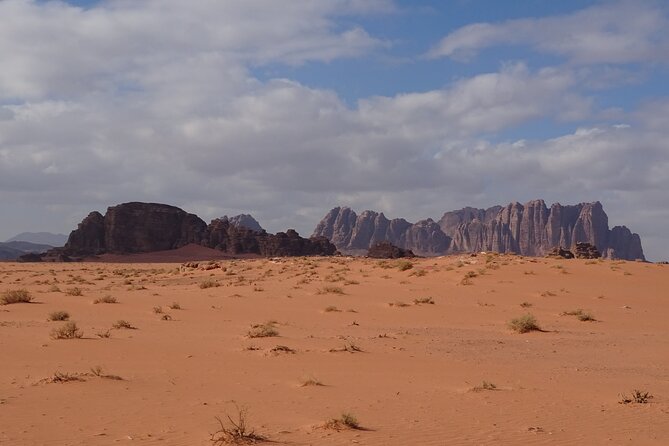 Wadi Rum Mountain Hike: Umm Ad Dami, Highest Point of Jordan + Jeep Tour & Lunch - Bedouin Hospitality and Lunch