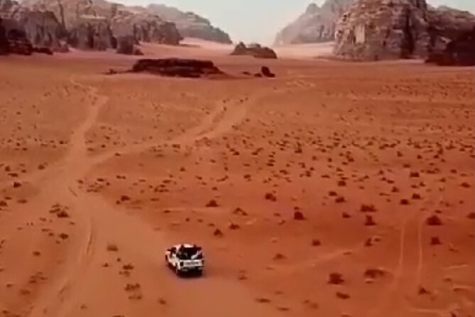 Wadi Rum Overnight Jeeptour - 1 Day/ 1 Night - Included Meals