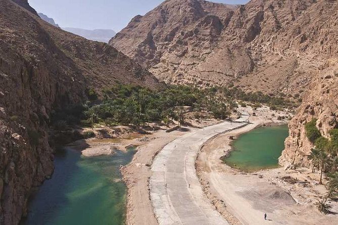 Wadishab and Bhima Sink Hole (Sharing Tours) - Pickup and Meeting Options