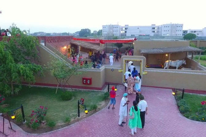 Wagah Border Flag Retreat Ceremony - The Sum Up: Who’s this tour perfect for?