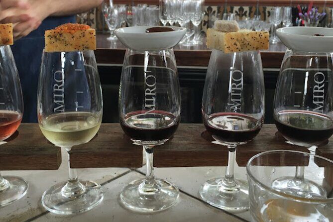 Waiheke 'FLAVOURS' of lunch Wine Oil Beer Spirits max 11 clients - Introduction
